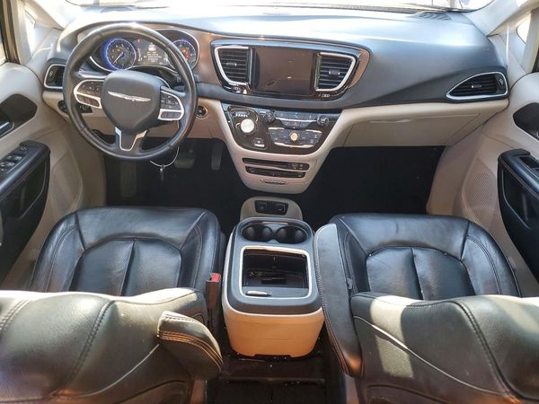 2017 CHRYSLER PACIFICA Touring L Plus