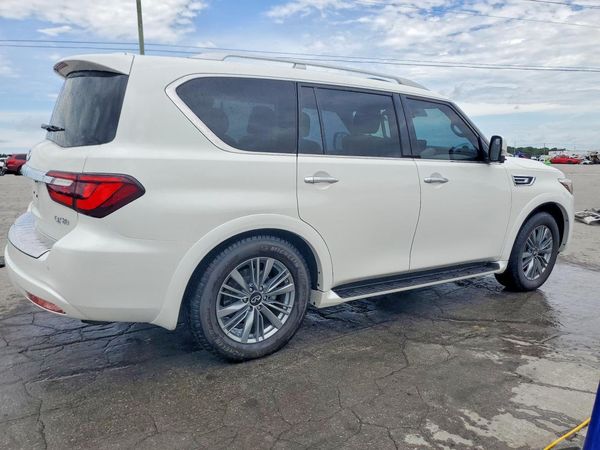 2022 INFINITI QX80