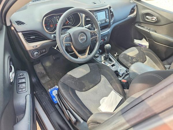 2015 JEEP CHEROKEE SPORT 4X4