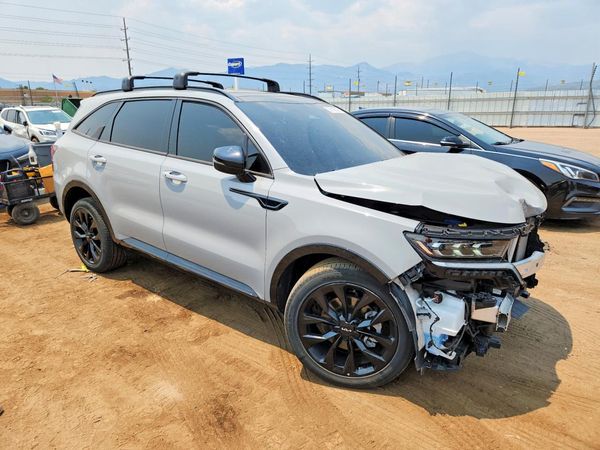 2022 KIA SORENTO