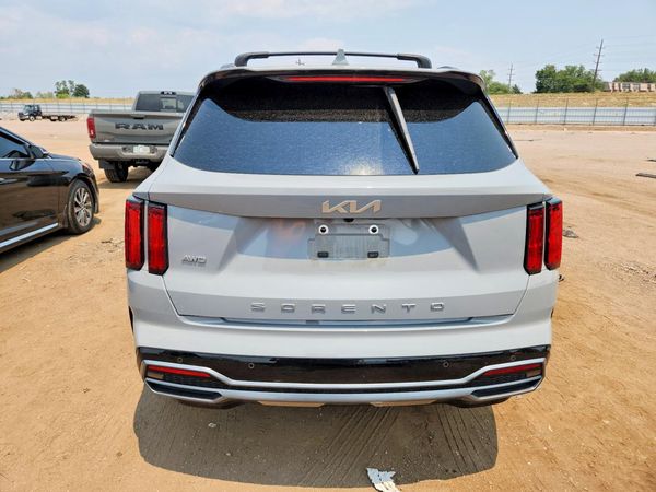 2022 KIA SORENTO