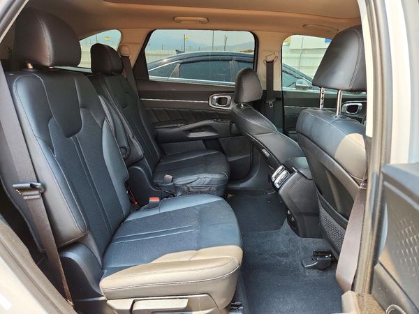 2022 KIA SORENTO