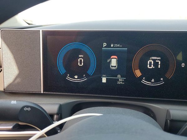 2026 HYUNDAI TUCSON SEL, SEL Plus