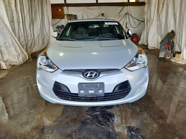 2016 HYUNDAI VELOSTER