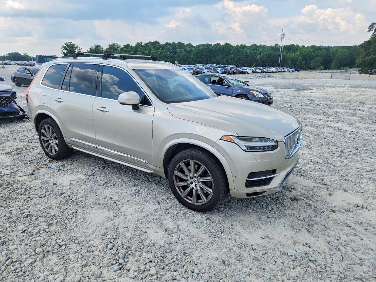 2017 VOLVO XC90 Inscription