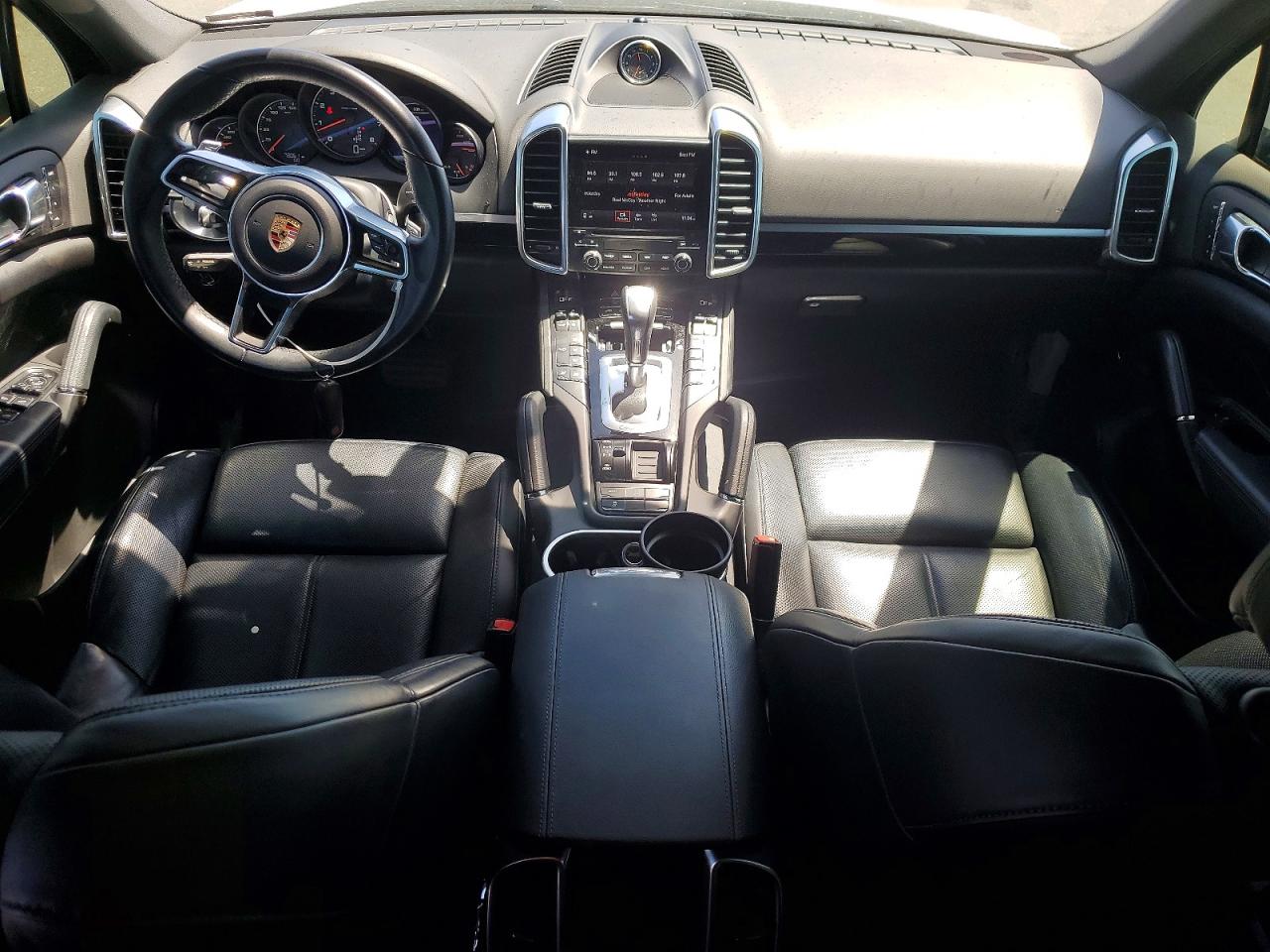 2018 PORSCHE CAYENNE Base / Platinum Edition