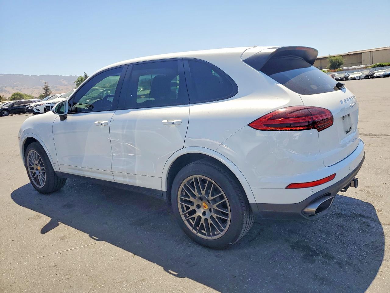 2018 PORSCHE CAYENNE Base / Platinum Edition