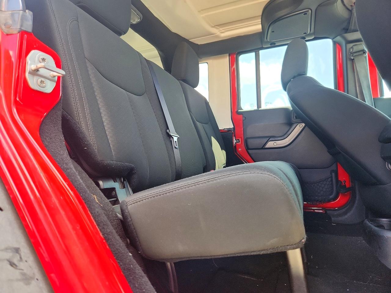 2016 JEEP WRANGLER UNLIMITED SPORT 4X4