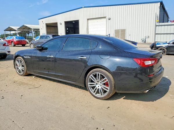 2016 MASERATI QUATTROPORTE Essence