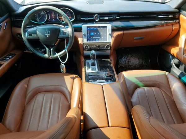 2016 MASERATI QUATTROPORTE Essence