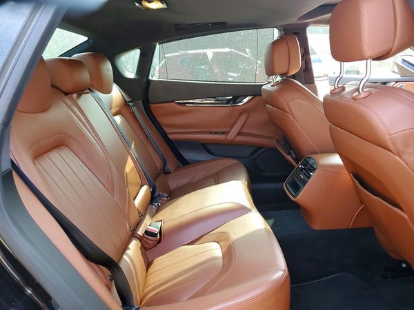 2016 MASERATI QUATTROPORTE Essence