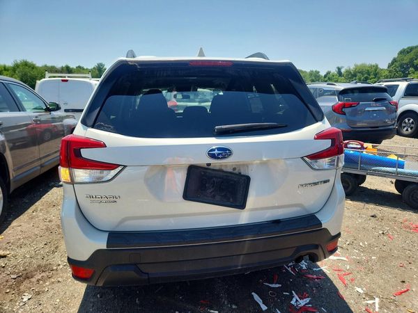 2019 SUBARU FORESTER Prm Base+ES