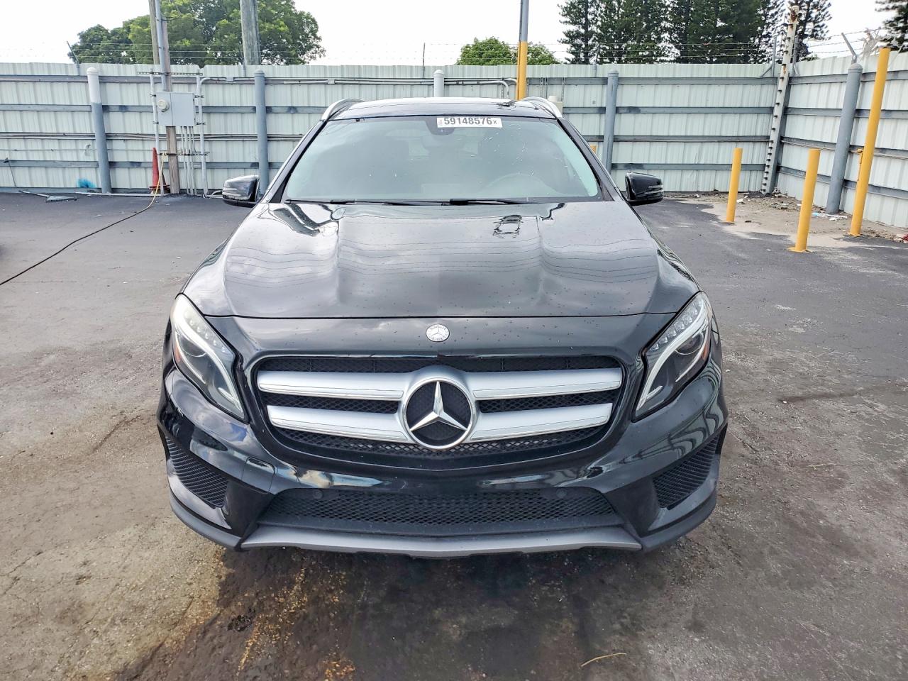 2015 MERCEDES-BENZ GLA GLA250
