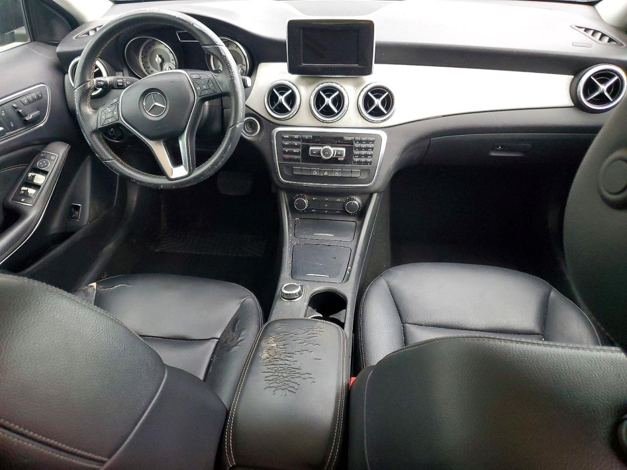2015 MERCEDES-BENZ GLA GLA250
