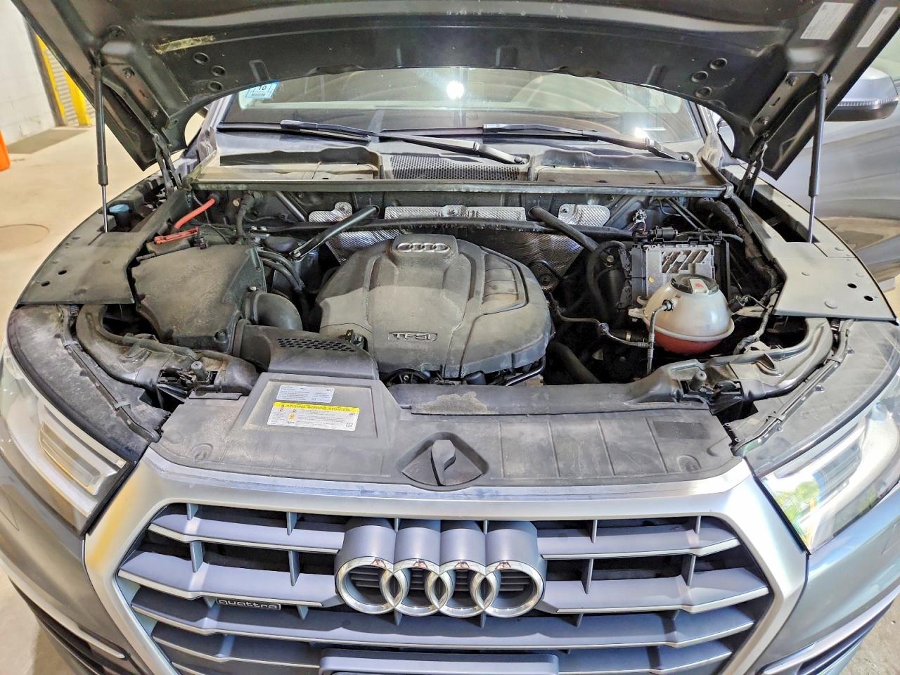 2018 AUDI Q5 quattro Premium