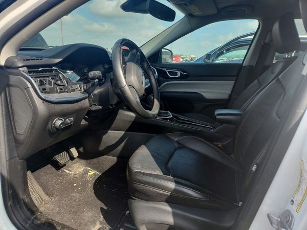 2022 JEEP COMPASS Limited — DENT