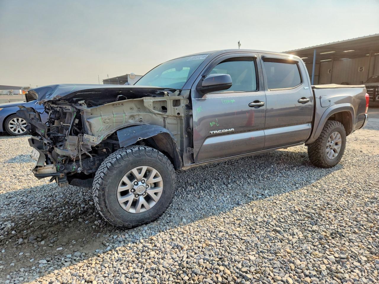 2017 TOYOTA TACOMA