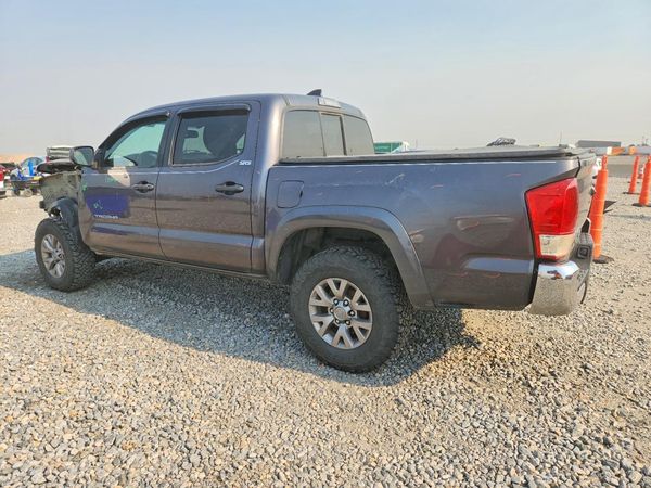 2017 TOYOTA TACOMA