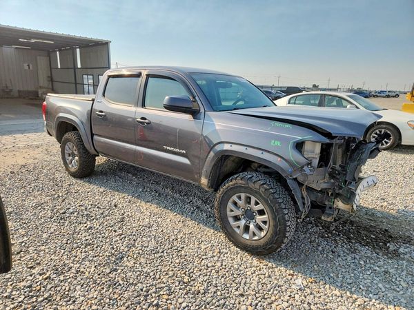 2017 TOYOTA TACOMA