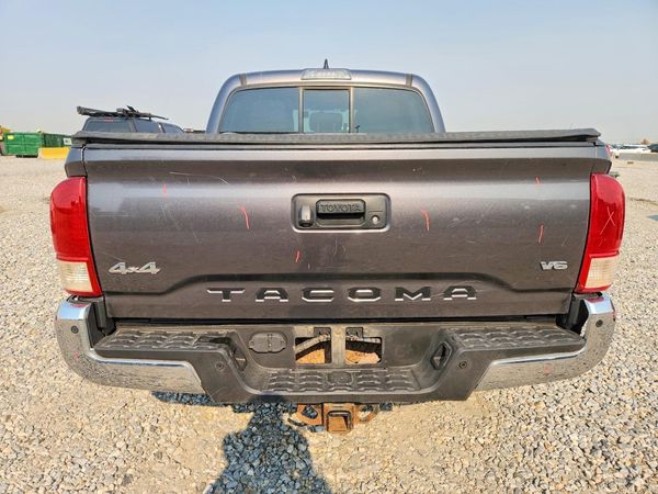 2017 TOYOTA TACOMA