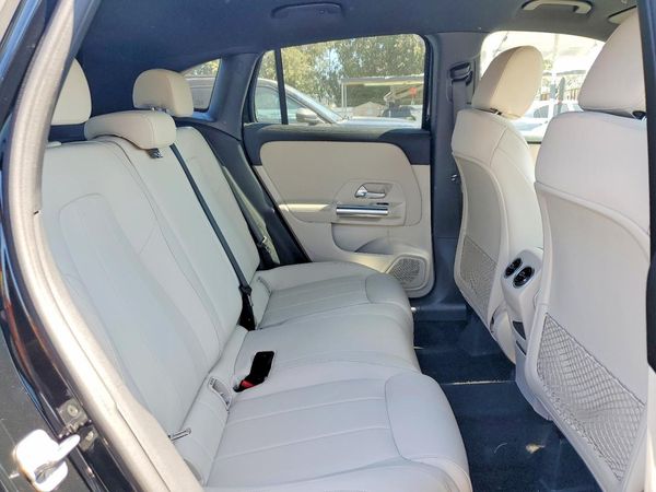 2026 MERCEDES-BENZ GLA GLA250
