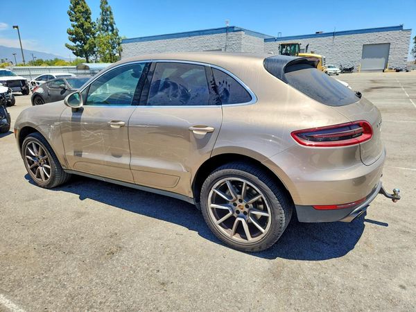 2017 PORSCHE MACAN