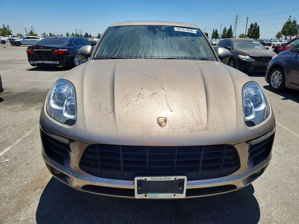 2017 PORSCHE MACAN