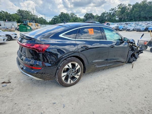 2021 AUDI E-TRON