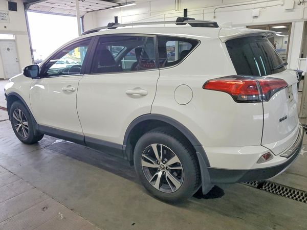 2018 TOYOTA RAV4 Adventure/XLE