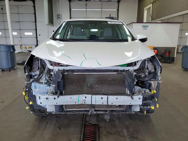 2018 TOYOTA RAV4 Adventure/XLE