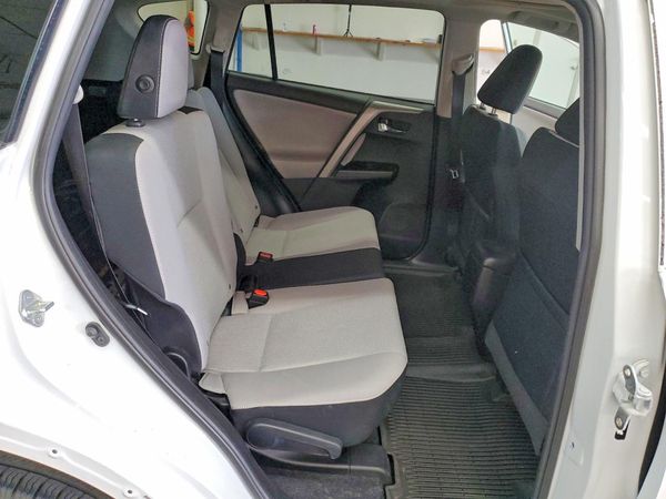 2018 TOYOTA RAV4 Adventure/XLE