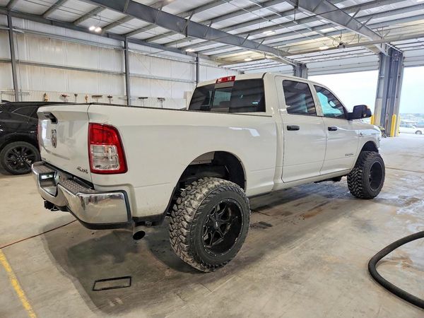 2022 RAM 2500 TRADESMAN CREW CAB 4X4