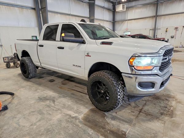 2022 RAM 2500 TRADESMAN CREW CAB 4X4