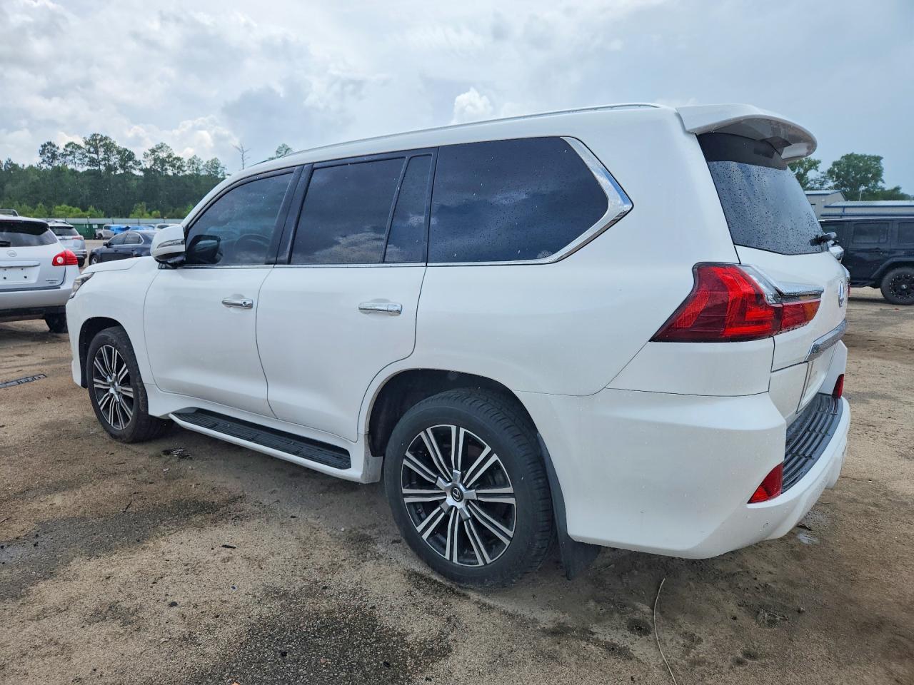 2021 LEXUS LX 570 Luxury