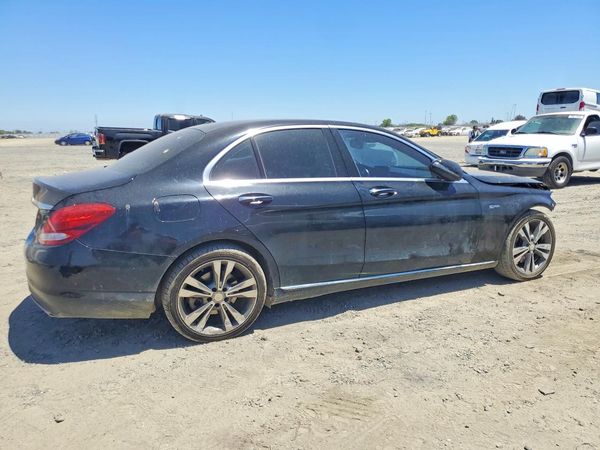 2016 MERCEDES-BENZ C C300