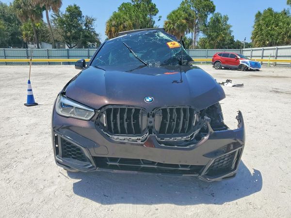 2022 BMW X6 xDrive40i