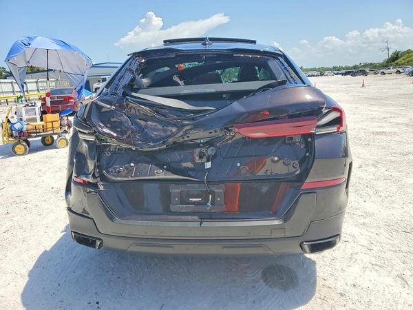 2022 BMW X6 xDrive40i