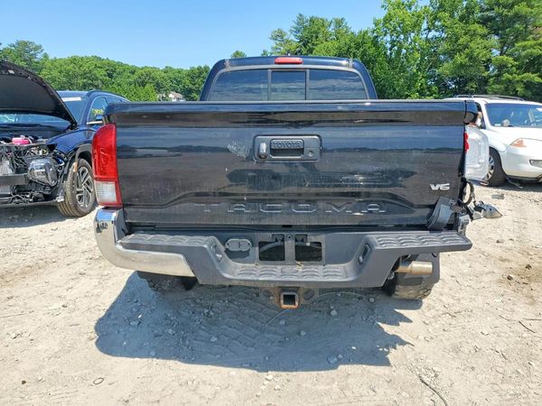 2016 TOYOTA TACOMA
