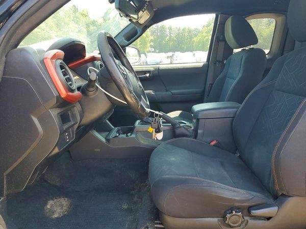 2016 TOYOTA TACOMA