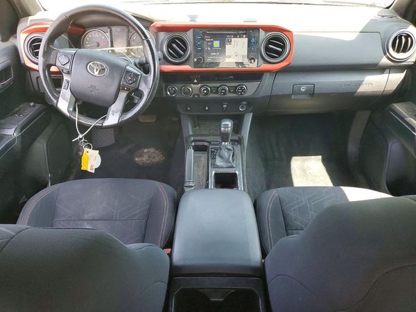 2016 TOYOTA TACOMA