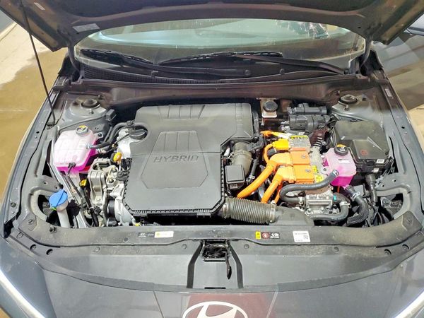 2026 HYUNDAI ELANTRA HYBRID