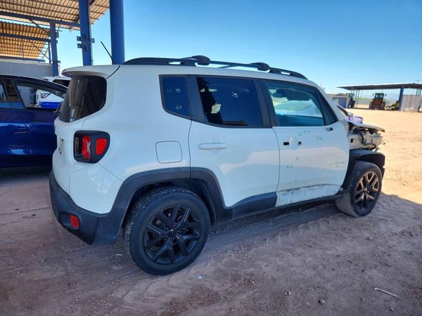 2017 JEEP RENEGADE LATITUDE 4X4