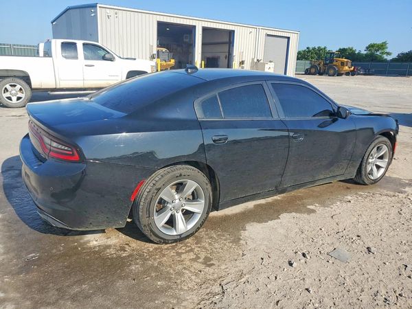 2018 DODGE CHARGER SXT Plus