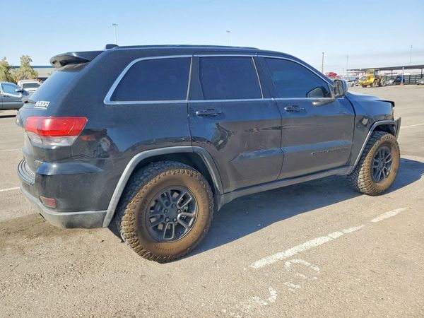 2018 JEEP GRAND CHEROKEE LAREDO 4X2
