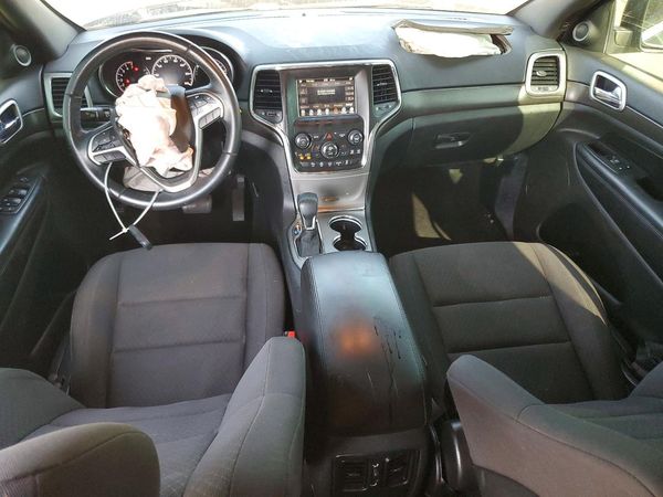 2018 JEEP GRAND CHEROKEE LAREDO 4X2