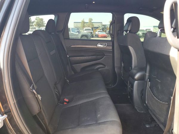 2018 JEEP GRAND CHEROKEE LAREDO 4X2