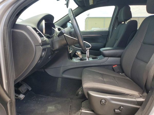 2019 JEEP GRAND CHEROKEE LAREDO 4X2