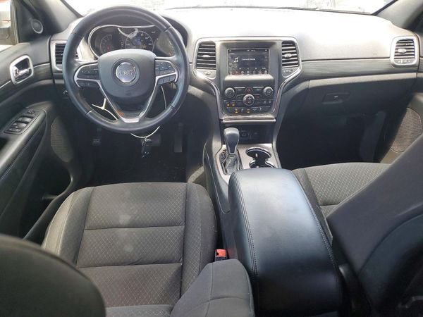 2019 JEEP GRAND CHEROKEE LAREDO 4X2
