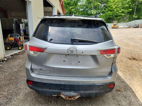 2015 TOYOTA HIGHLANDER Base/Hybrid