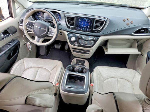 2018 CHRYSLER PACIFICA